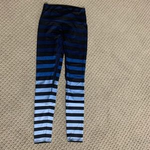 K-deer sneaker length leggings